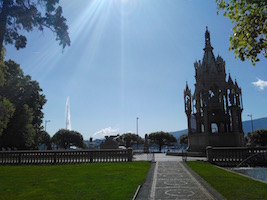 Vue depuis Cottage Café sur le Monument Brunswick