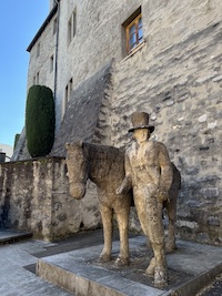 Château de Monthey - Statue de Pierre-Maurice Rey-Bellet, dit le Gros Bellet