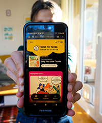 Sociologue, communicante scientifique et scénariste de bandes dessinées pour Toons To Think